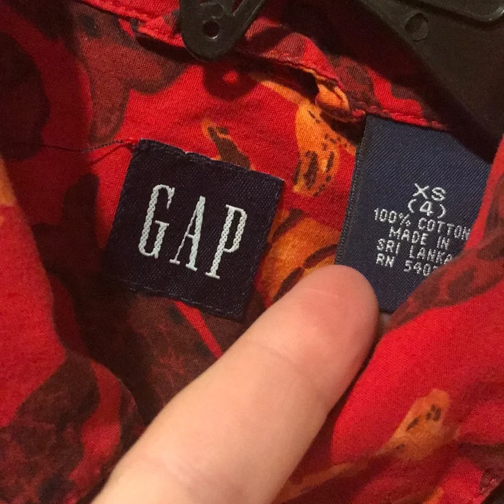 Rare VINTAGE size 4 Gap red fish print poplin button down Hawaiian shirt EUC